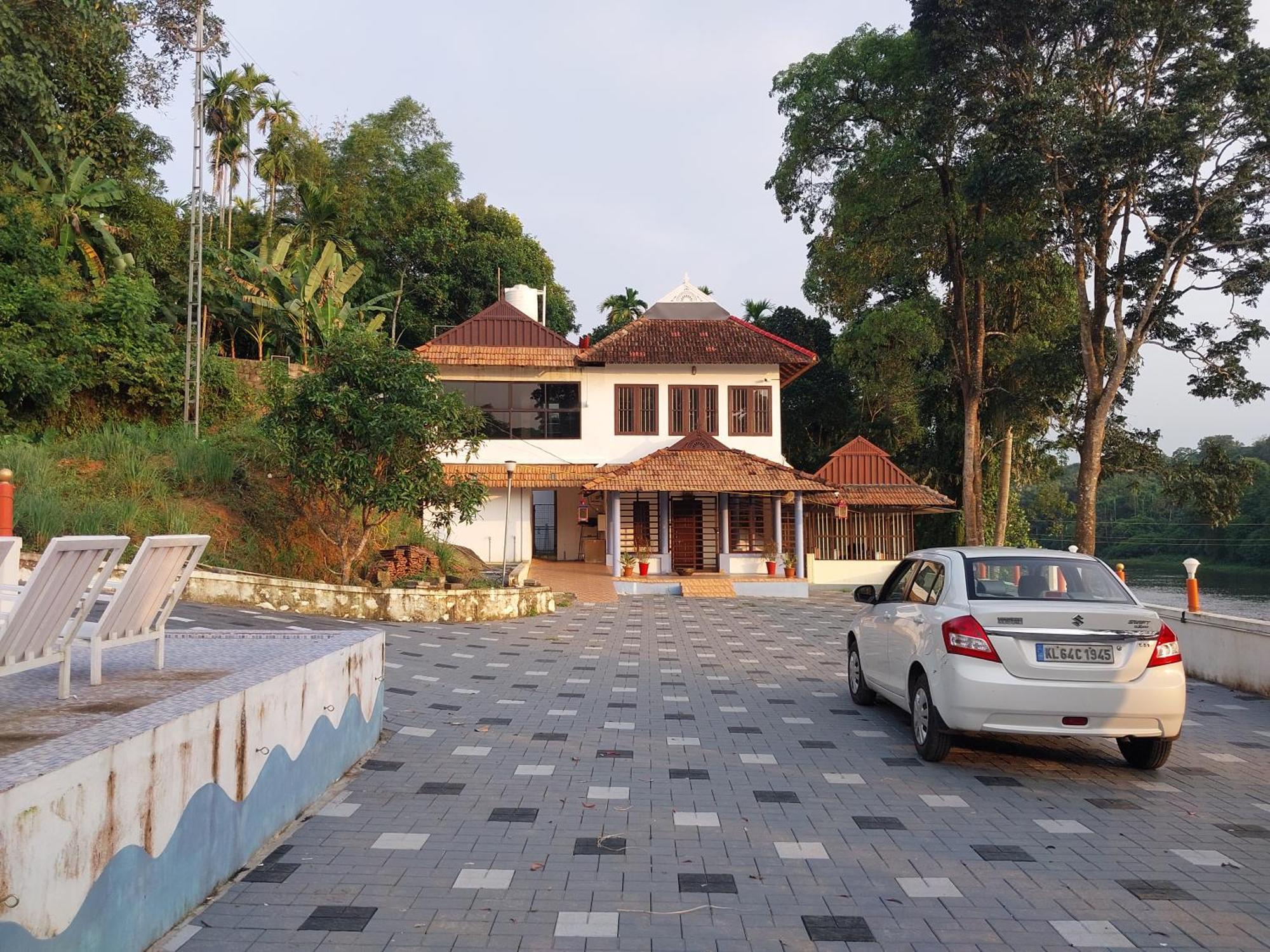 Stayberries River Rock Villa Athirapilly Kizhake Chalakudi Luaran gambar